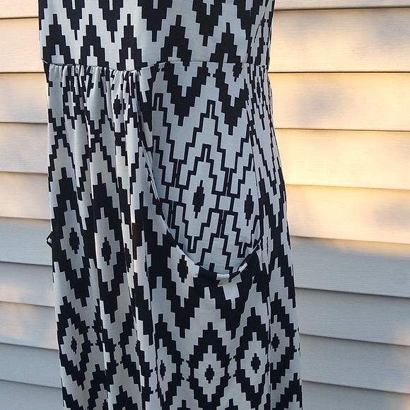 Southwestern Style dress cream and black size Small - Picture 6 of 9